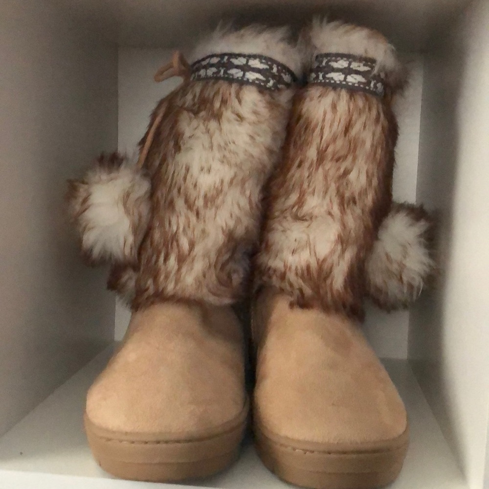Beige Furry Boots Size 6.5